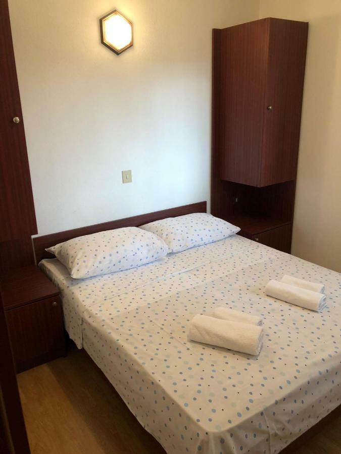 Apartments With Private Parking Baška Voda Екстериор снимка