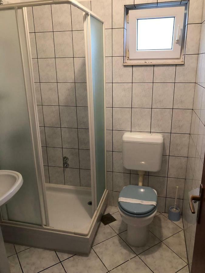 Apartments With Private Parking Baška Voda Екстериор снимка