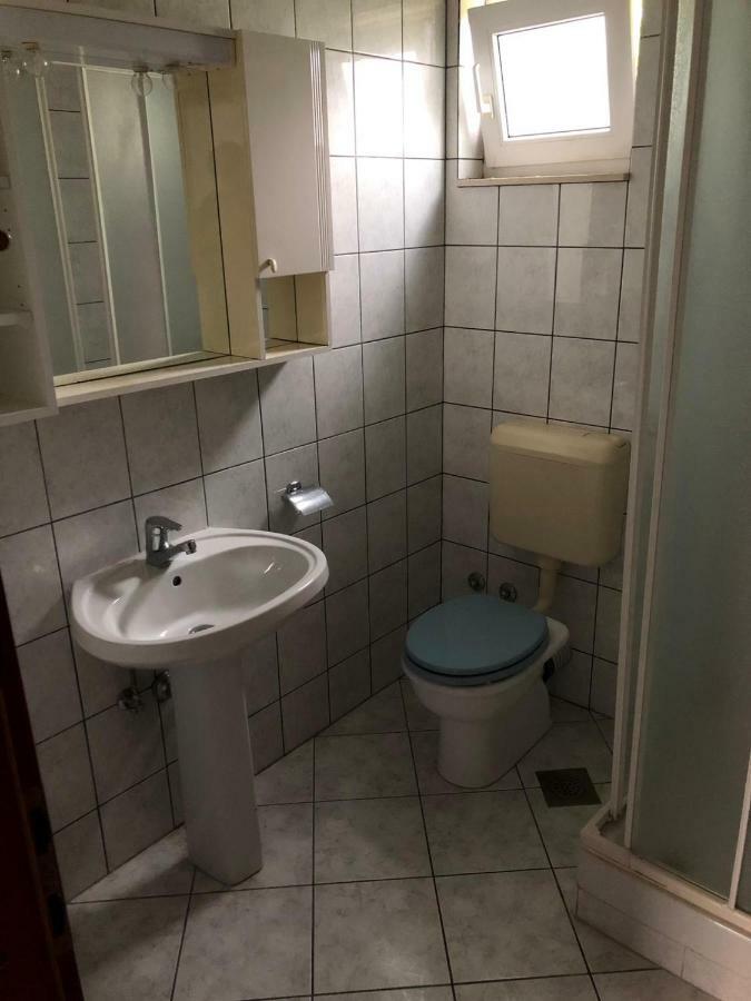 Apartments With Private Parking Baška Voda Екстериор снимка