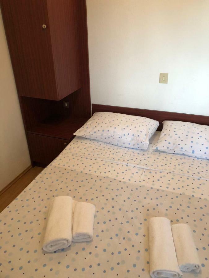 Apartments With Private Parking Baška Voda Екстериор снимка