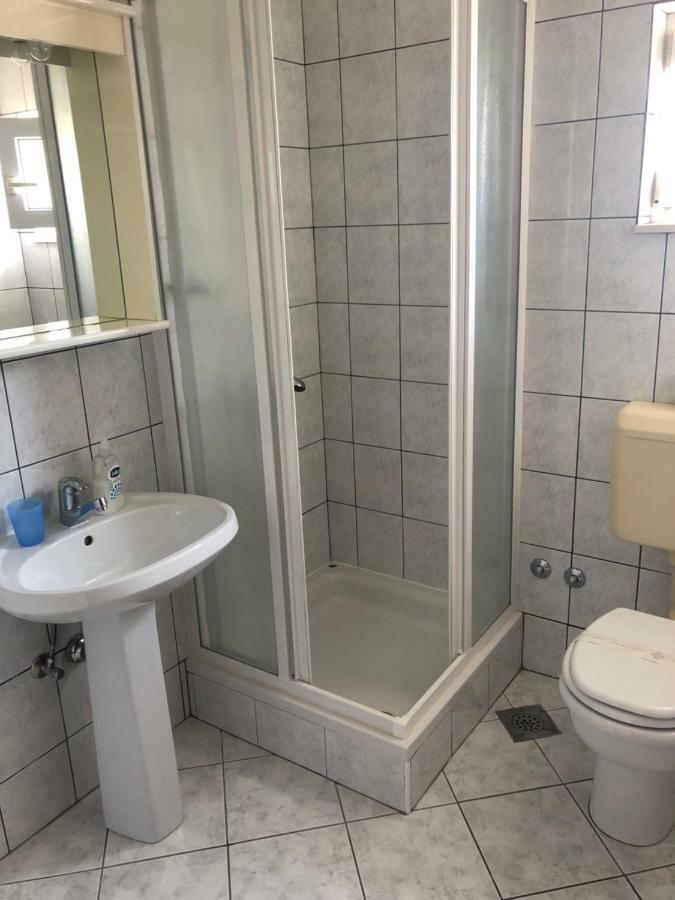 Apartments With Private Parking Baška Voda Екстериор снимка
