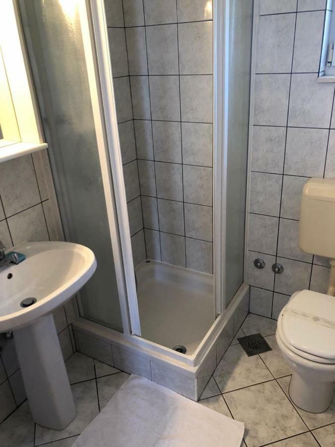 Apartments With Private Parking Baška Voda Екстериор снимка